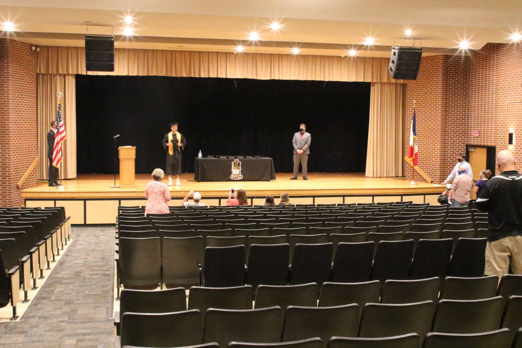 IFA_Grad1624.JPG